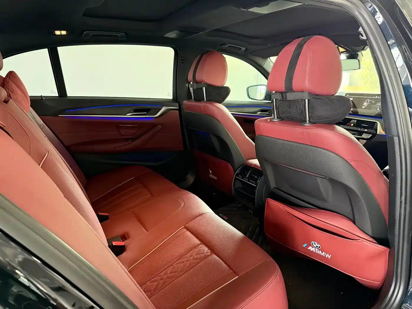 2022 BMW 5 Series 530Li Leading Edition M Sport Package — миниатюра 11