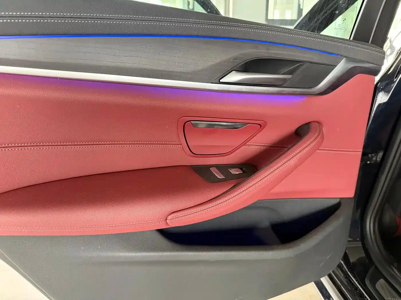 2022 BMW 5 Series 530Li Leading Edition M Sport Package — миниатюра 14
