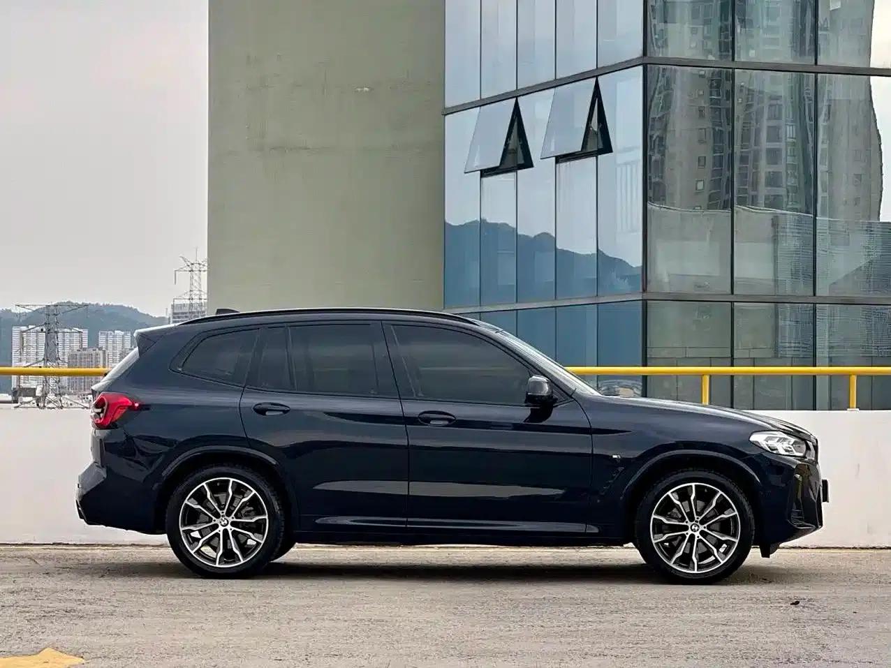 BMW X3 2023 xDrive30i Leading Edition M Sport Package — миниатюра 8