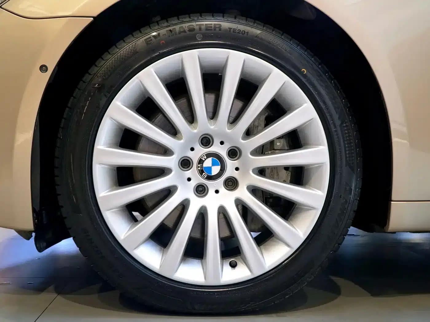 2010 BMW 7 Series 760Li — миниатюра 27