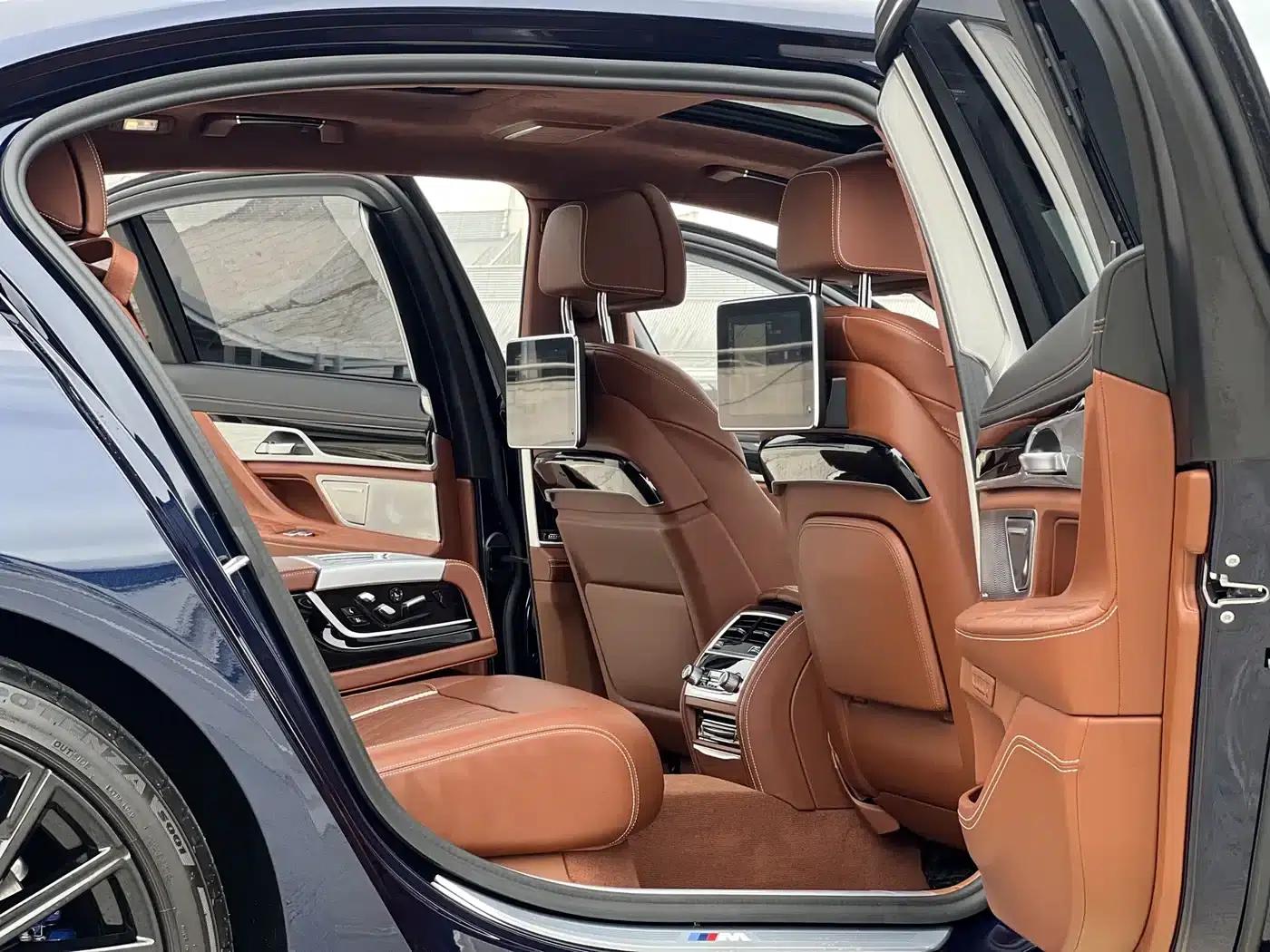 2019 BMW 7 Series Facelift 740Li xDrive Executive M Sport Package — миниатюра 8