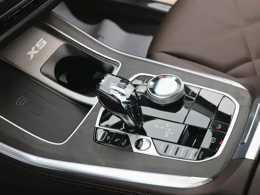 BMW X5 2022 Facelift xDrive 30Li M Sport Package — миниатюра 15