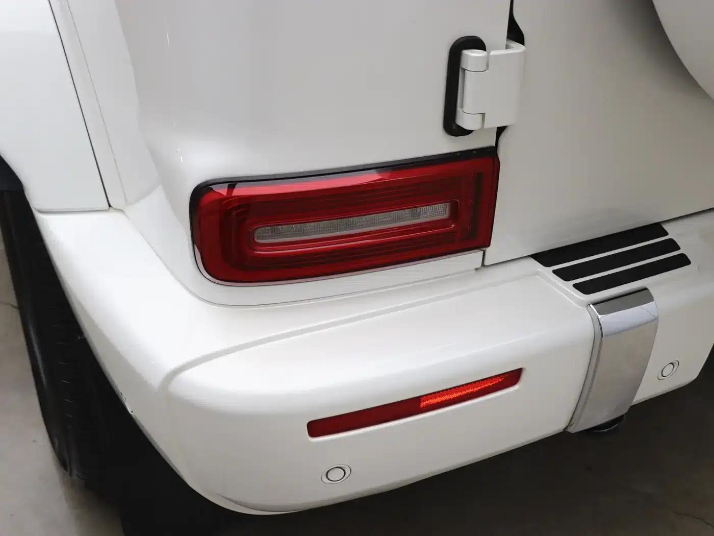 2023 Mercedes-Benz G-Class G 400 d European Spec — миниатюра 29