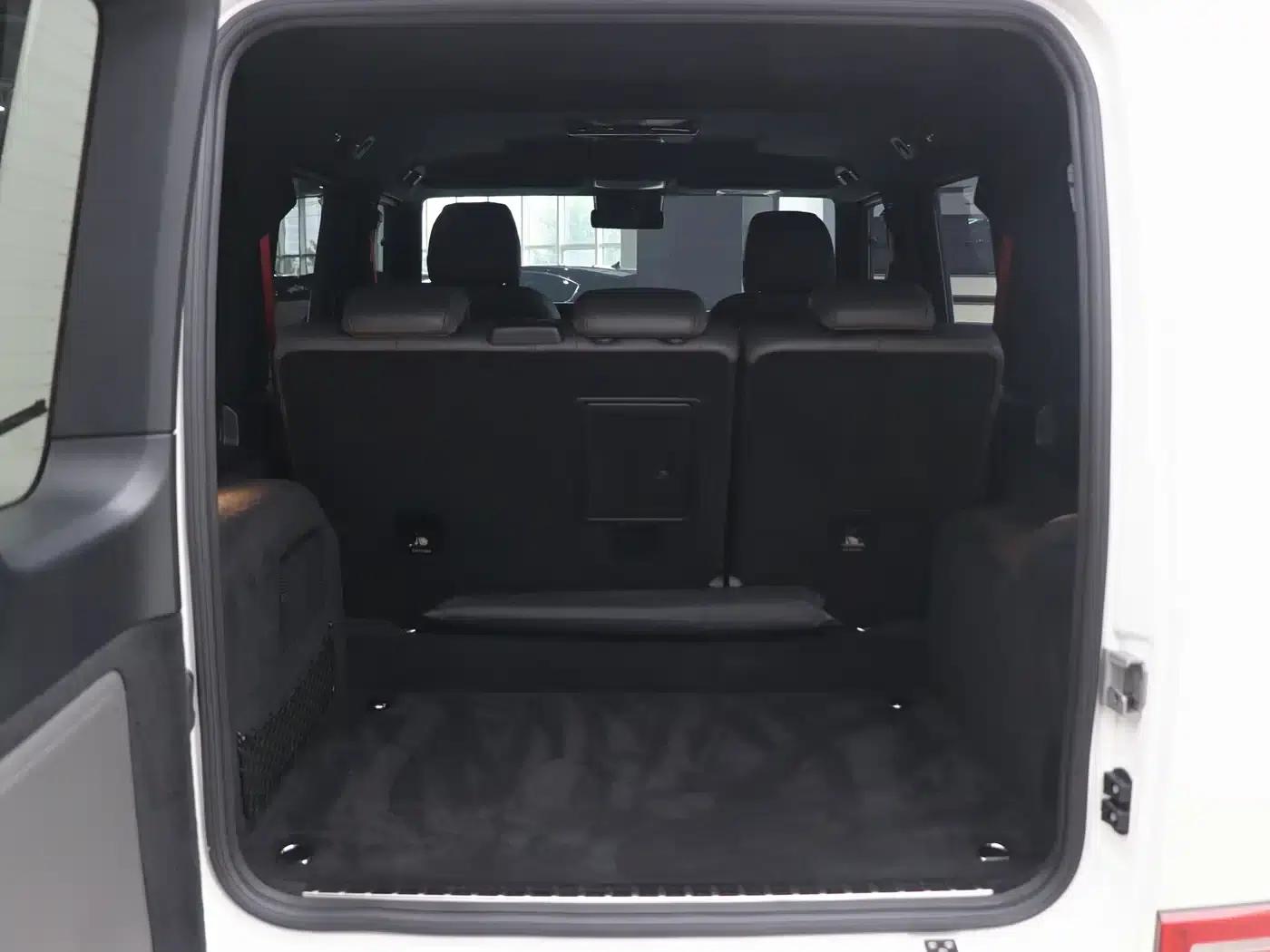 2023 Mercedes-Benz G-Class G 400 d European Spec — миниатюра 31