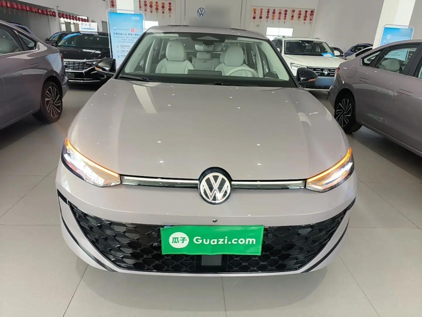 Volkswagen Lavida 2026 Pro 300TSI Starry Zhi Yi Edition — миниатюра 2