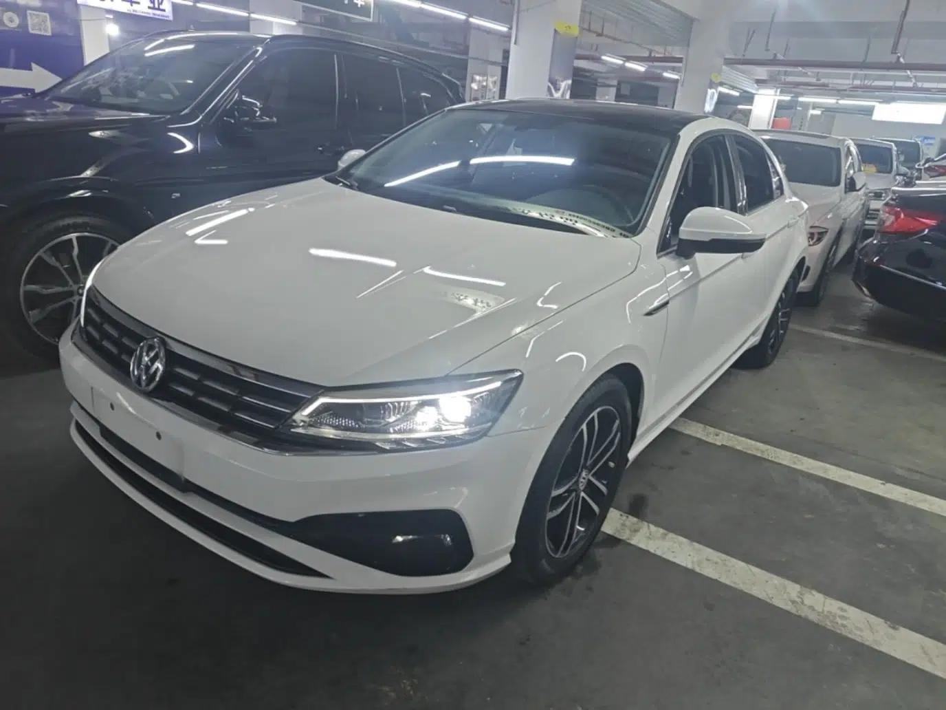 Volkswagen Lamando 2021 280TSI DSG Comfort Edition — миниатюра 1