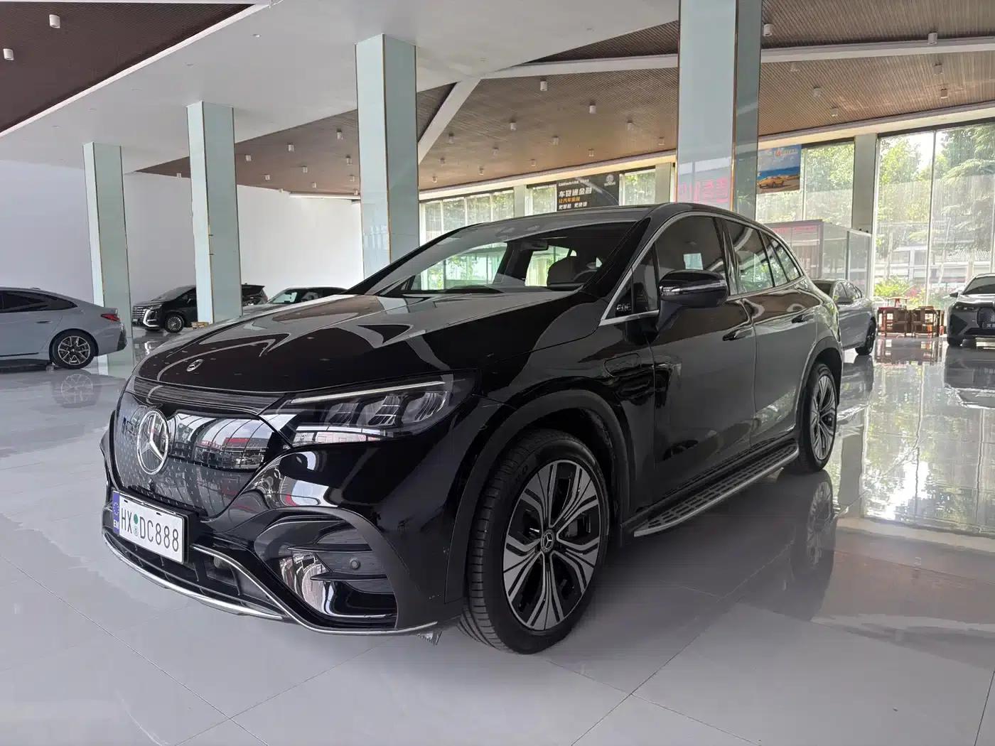 Mercedes-Benz EQE SUV 2024 500 4MATIC Luxury Edition — миниатюра 1