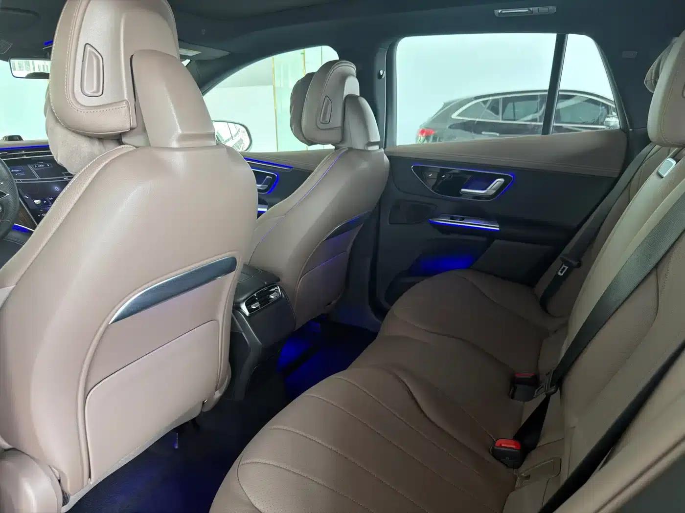 Mercedes-Benz EQE SUV 2024 500 4MATIC Luxury Edition — миниатюра 11