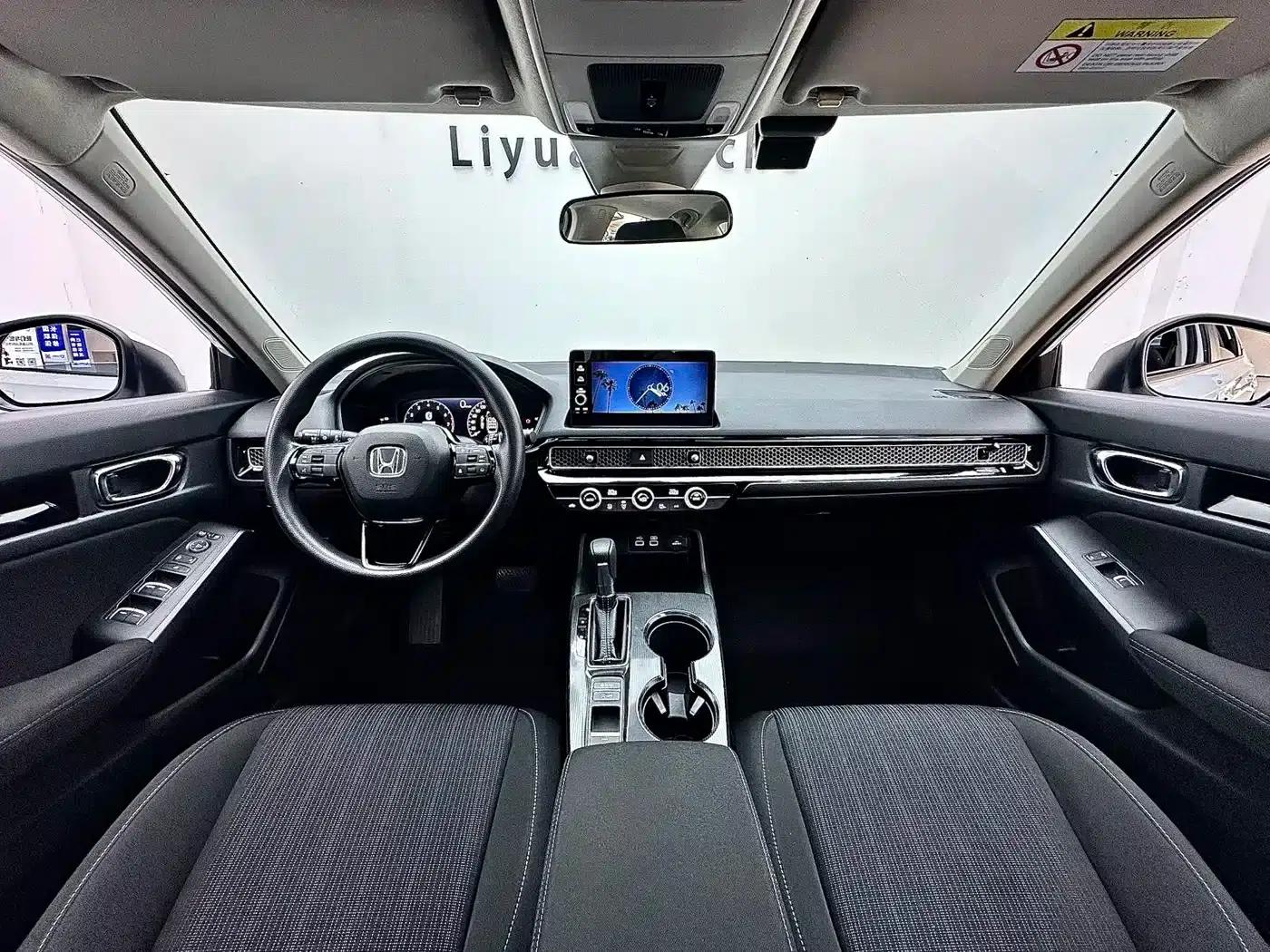 2023 Civic 240TURBO CVT Sport Edition — миниатюра 4