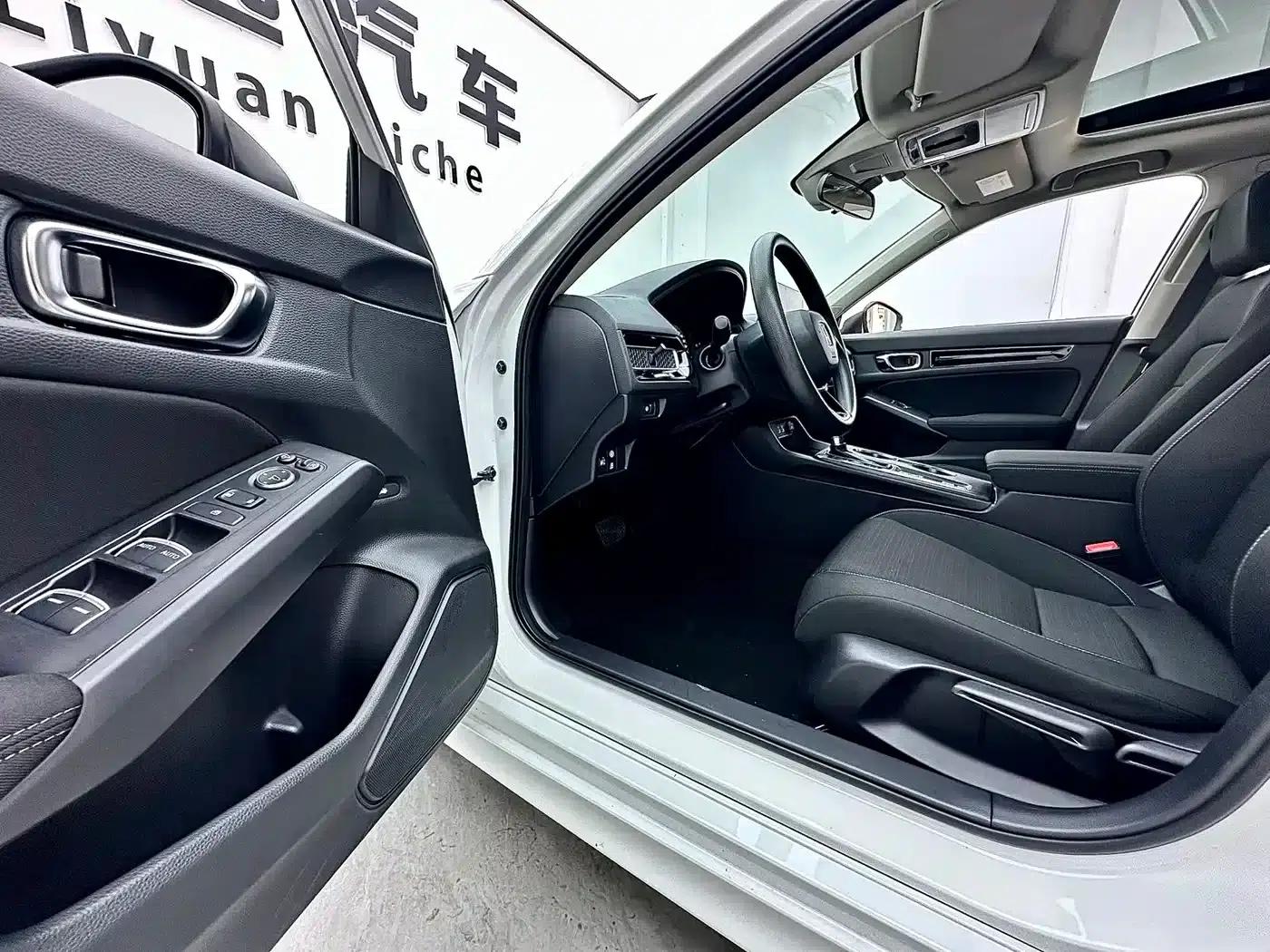 2023 Civic 240TURBO CVT Sport Edition — миниатюра 6
