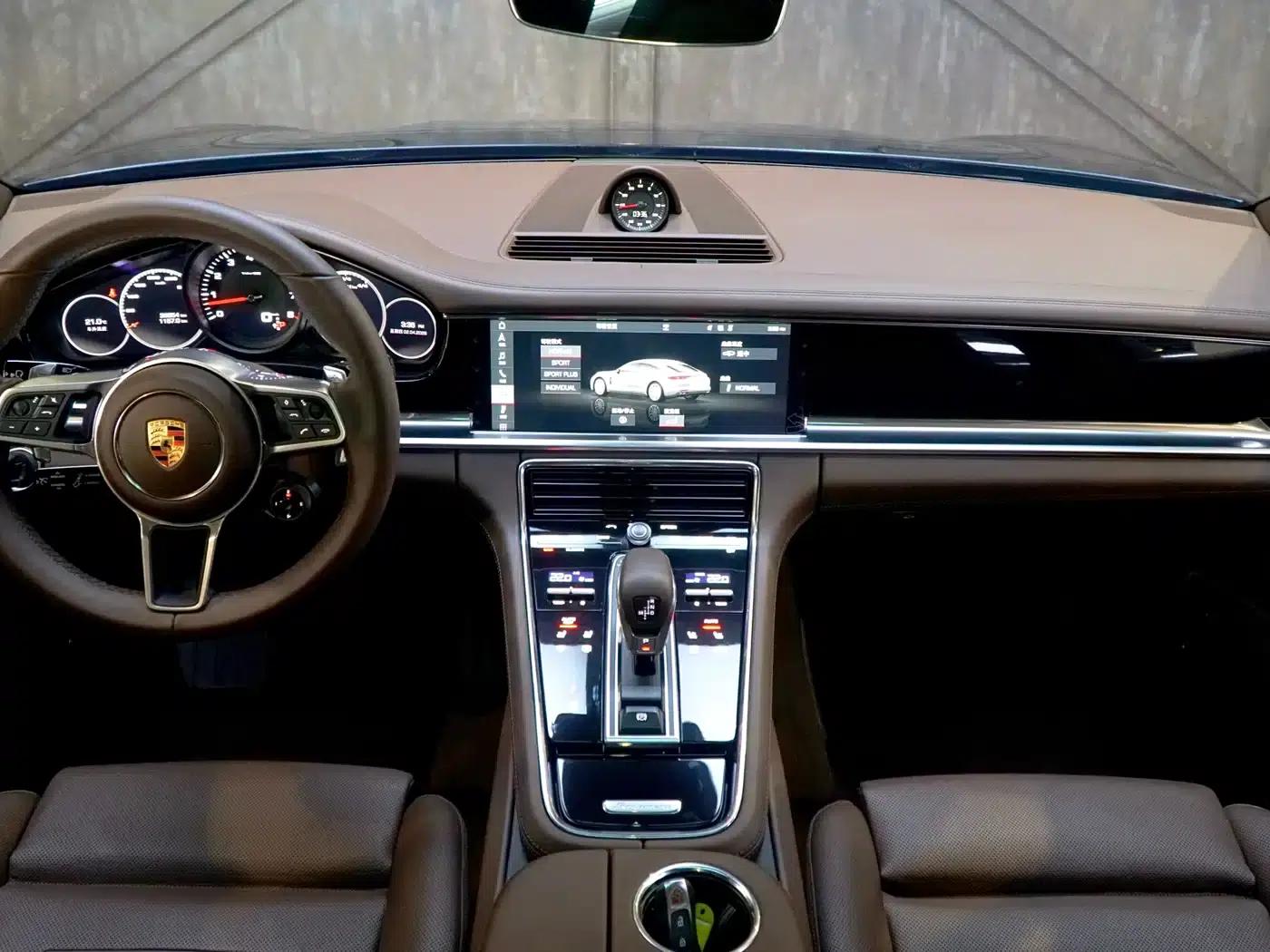 2019 Panamera Executive Long Wheelbase 2.9T — миниатюра 12