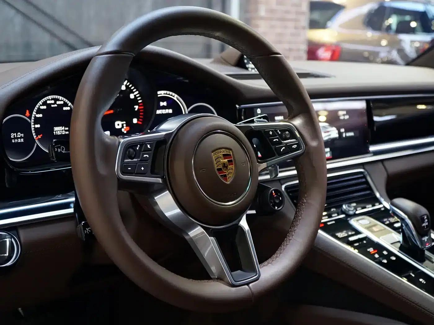 2019 Panamera Executive Long Wheelbase 2.9T — миниатюра 19