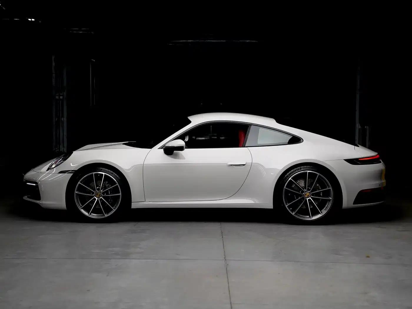2023 Porsche 911 Carrera 3.0T — миниатюра 3