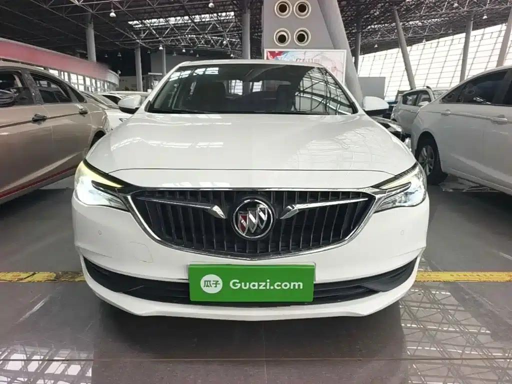 Buick Excelle 2021 Facelift Classic 1.5L Automatic Elite — миниатюра 3