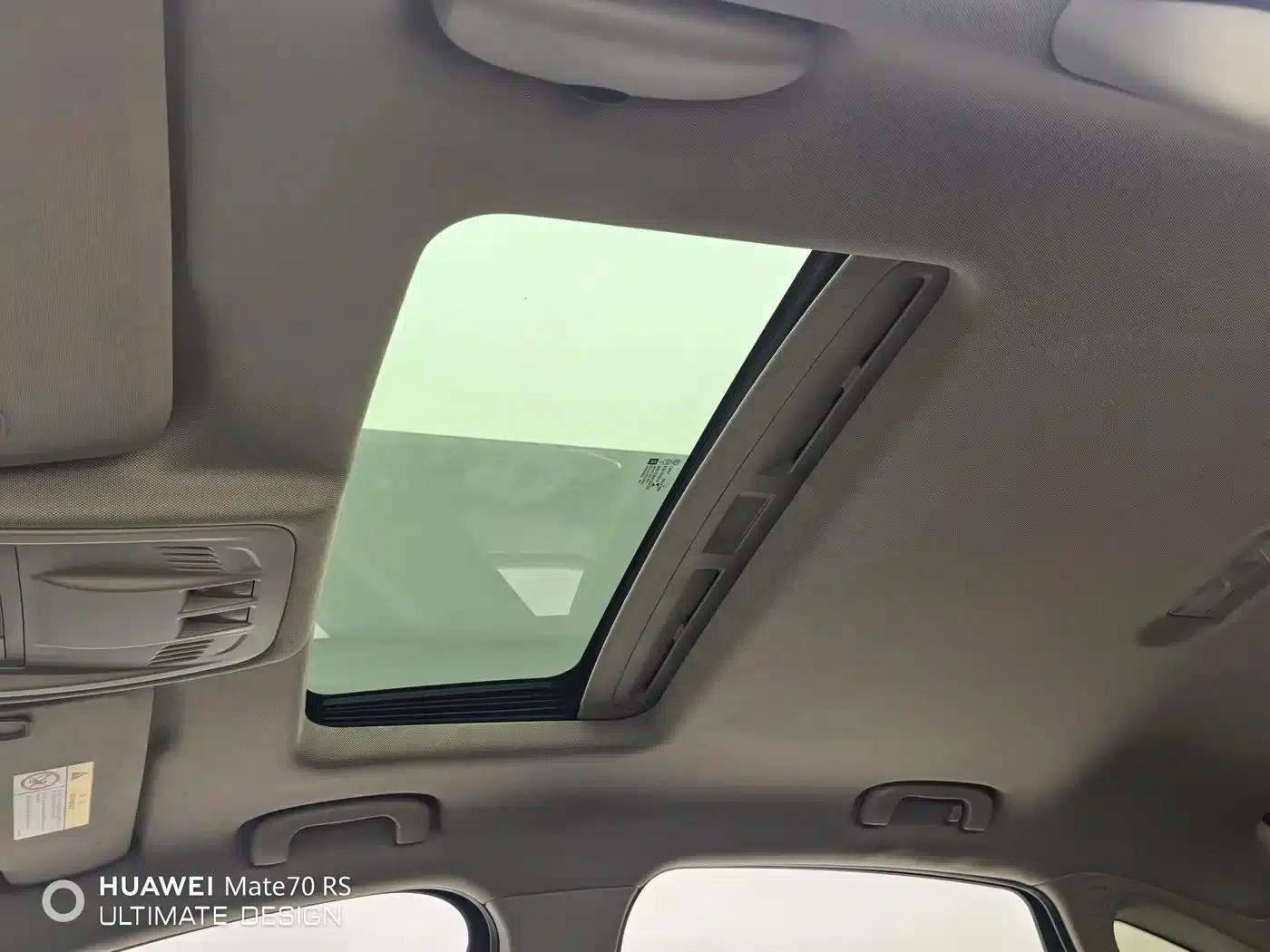 Buick Verano 2018 Sedan 15S Automatic Entry-Level — миниатюра 9