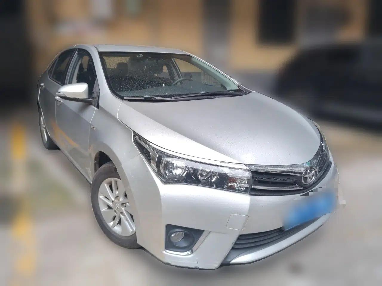 Toyota Corolla 2017 Revised Version 1.6L S-CVT GL — миниатюра 3