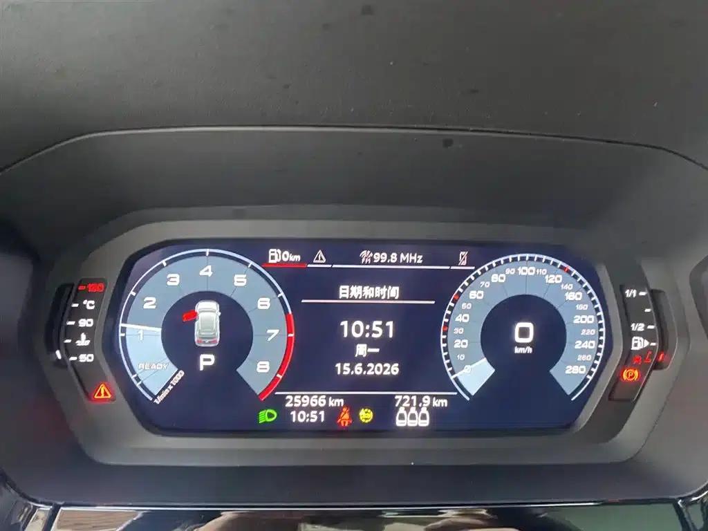 Audi A3 2022 Sportback 35 TFSI Fashion Sport — миниатюра 3