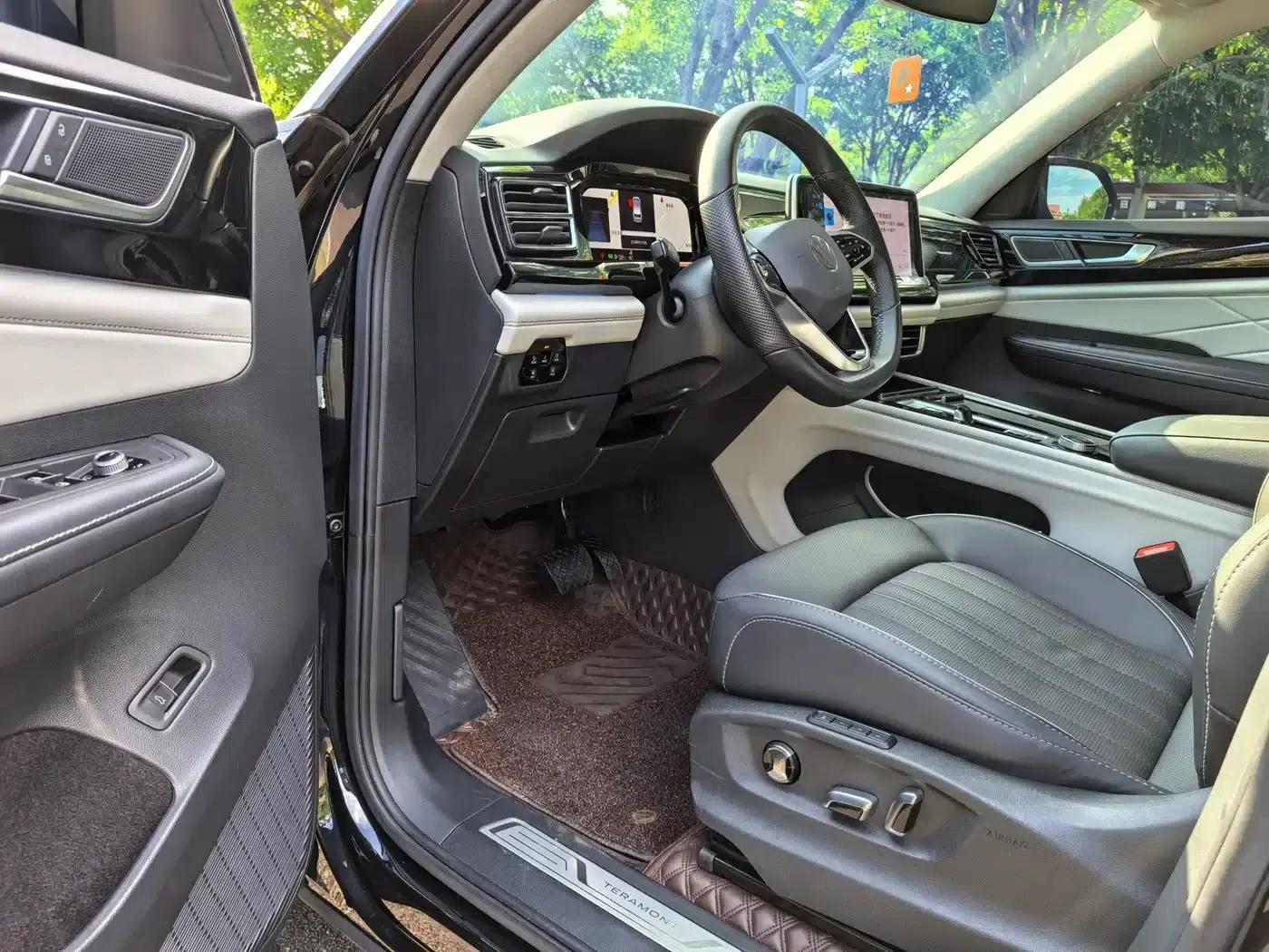 2023 Volkswagen Teramont Facelift 380TSI 4WD Premium Luxury Edition — миниатюра 4