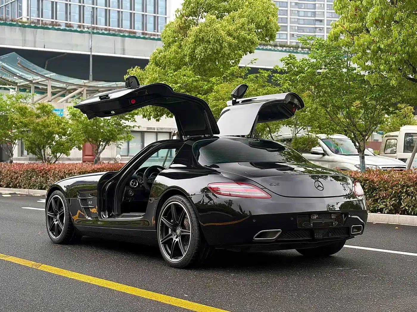 2011 Mercedes-Benz SLS AMG — миниатюра 5