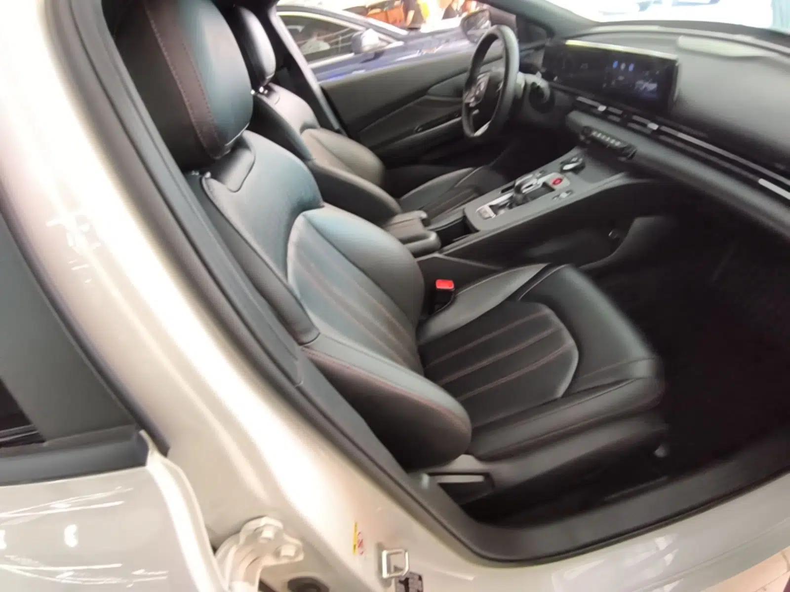 GAC Trumpchi EMPOW 2021 270T DCT J11 Version — миниатюра 19