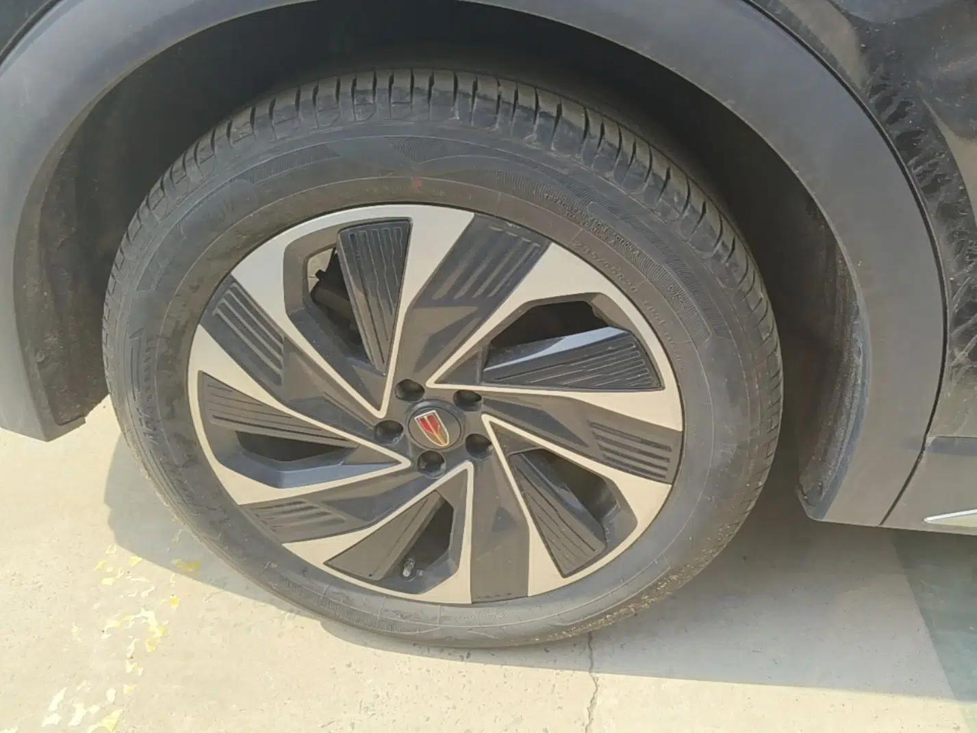 Hongqi HS7 PHEV 2024 2.0T PHEV Four-Wheel Drive Flagship Edition 6 Seats — миниатюра 11