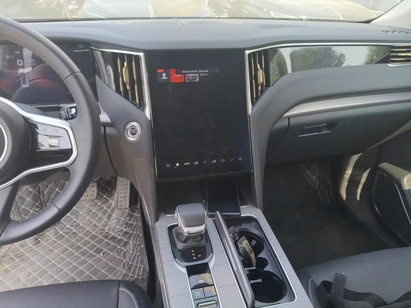 Hongqi HS7 PHEV 2024 2.0T PHEV Four-Wheel Drive Flagship Edition 6 Seats — миниатюра 15