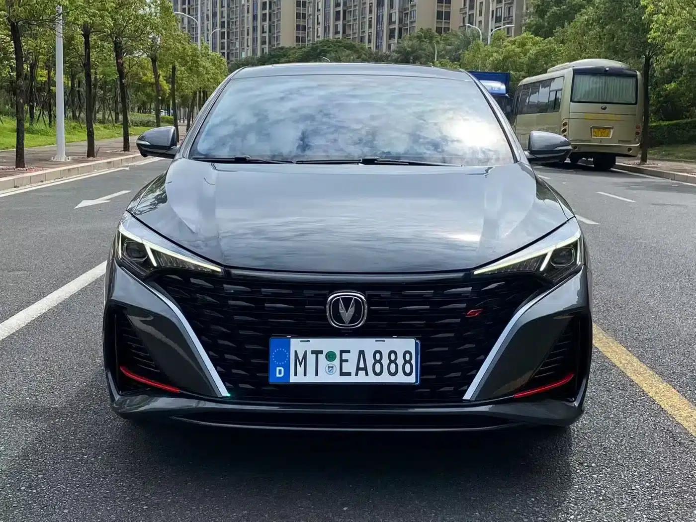 Changan Eado 2023 Enjoy Edition PLUS Blue Whale NE 1.4T GDI DCT Premium Edition — миниатюра 2