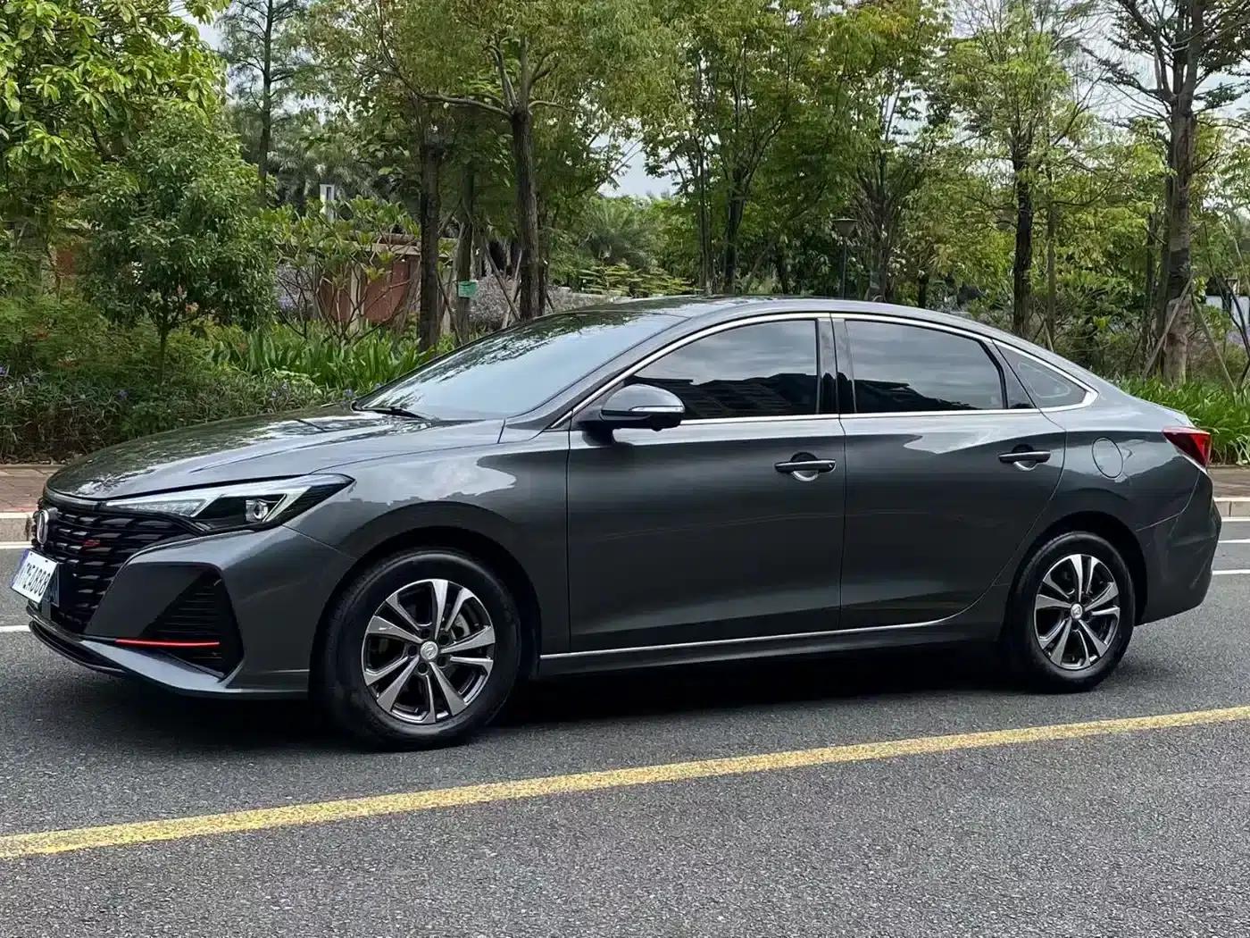 Changan Eado 2023 Enjoy Edition PLUS Blue Whale NE 1.4T GDI DCT Premium Edition — миниатюра 3