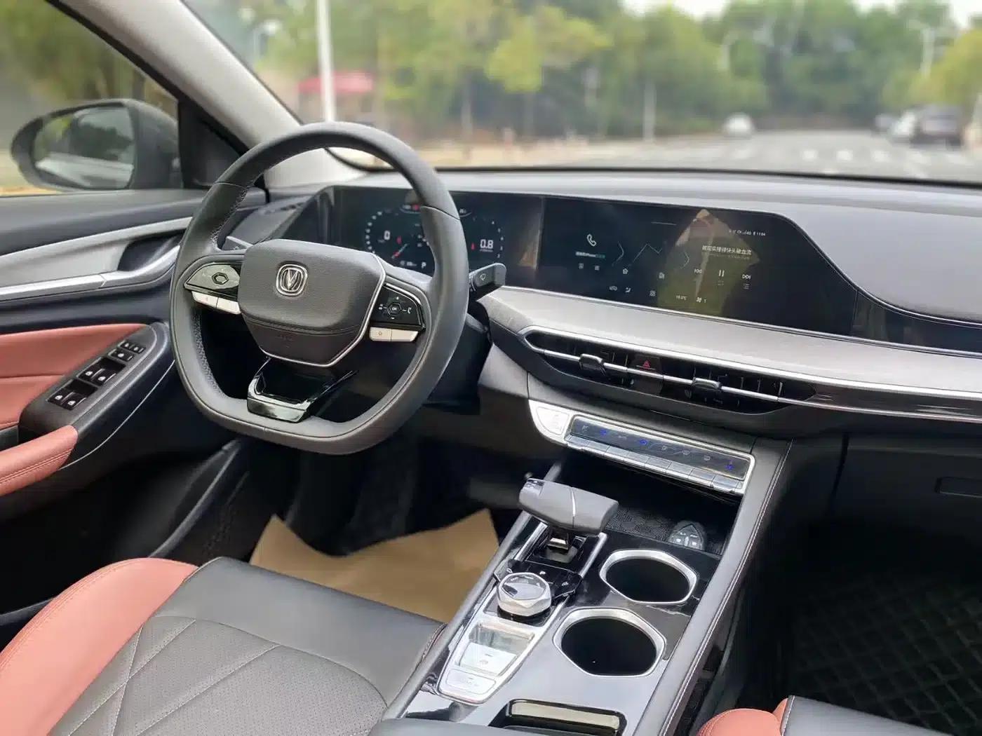 Changan Eado 2023 Enjoy Edition PLUS Blue Whale NE 1.4T GDI DCT Premium Edition — миниатюра 6