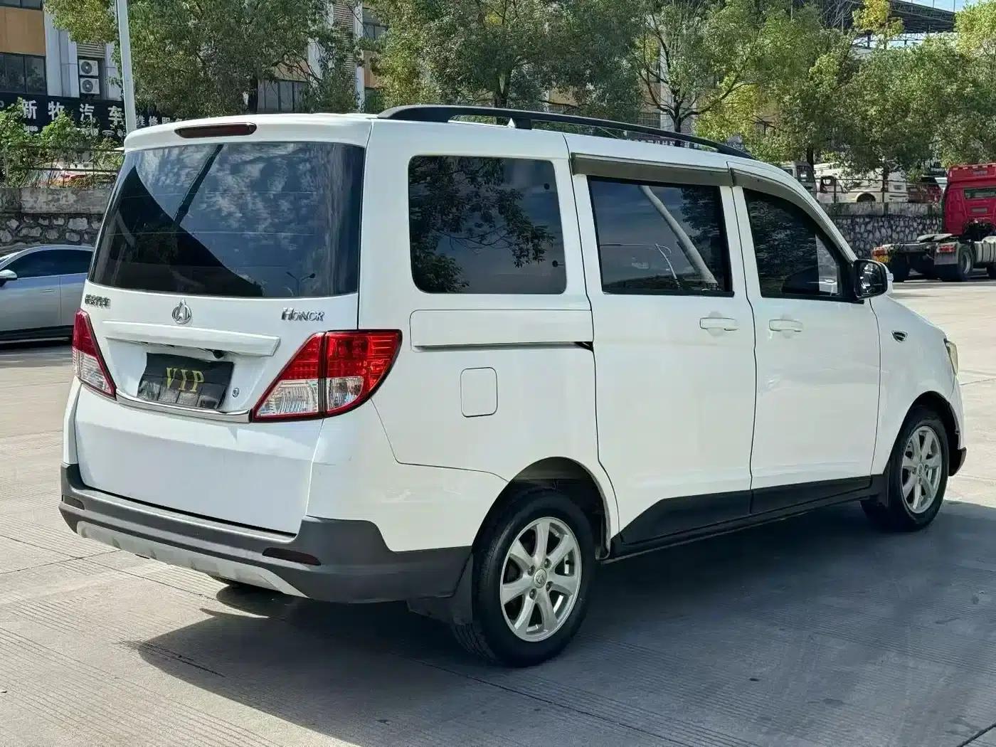 Ounuo S 2017 1.5L Basic Model — миниатюра 7