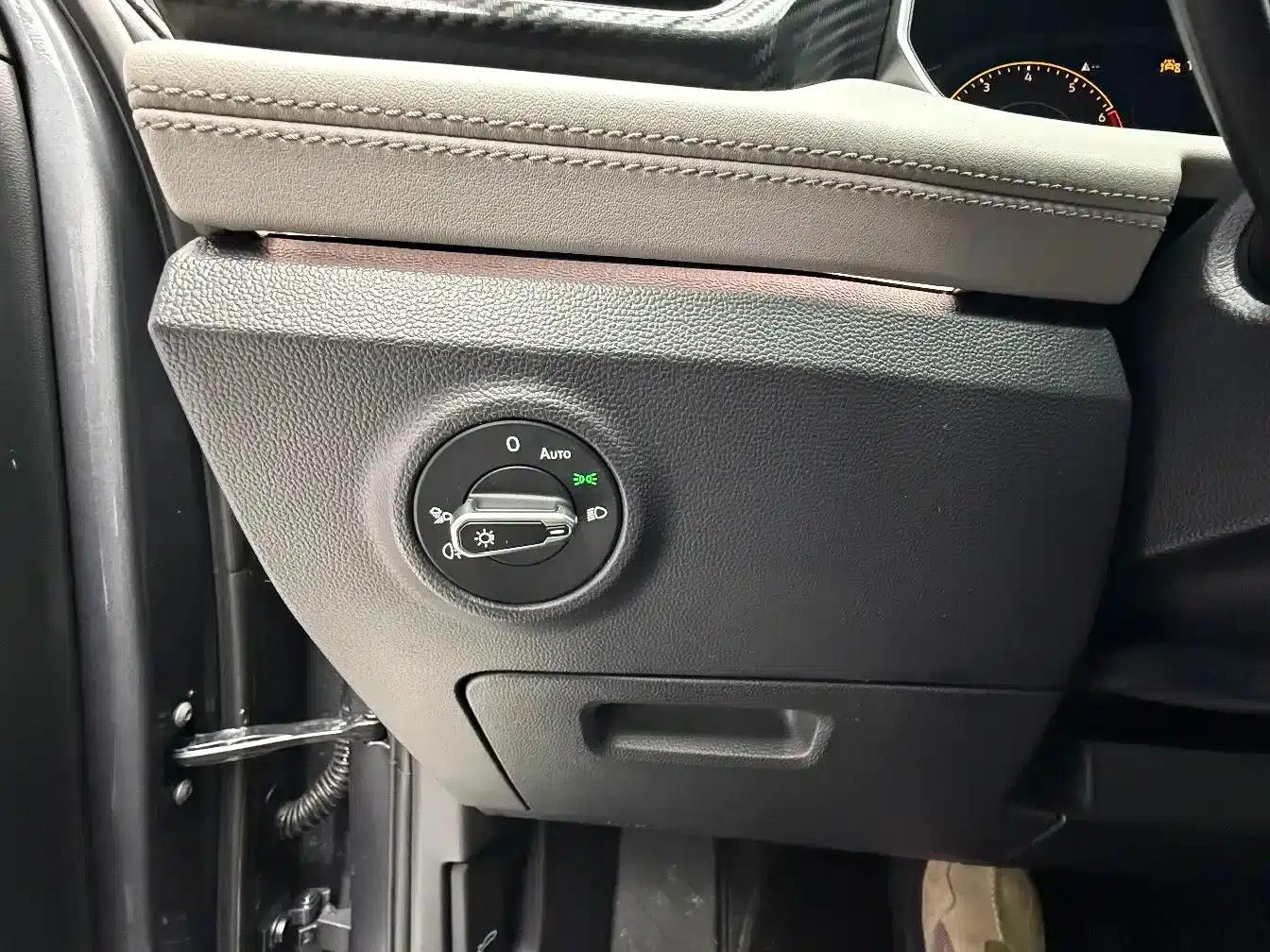 Tayron 2023 280TSI 2WD Luxury Plus Advanced Edition — миниатюра 10