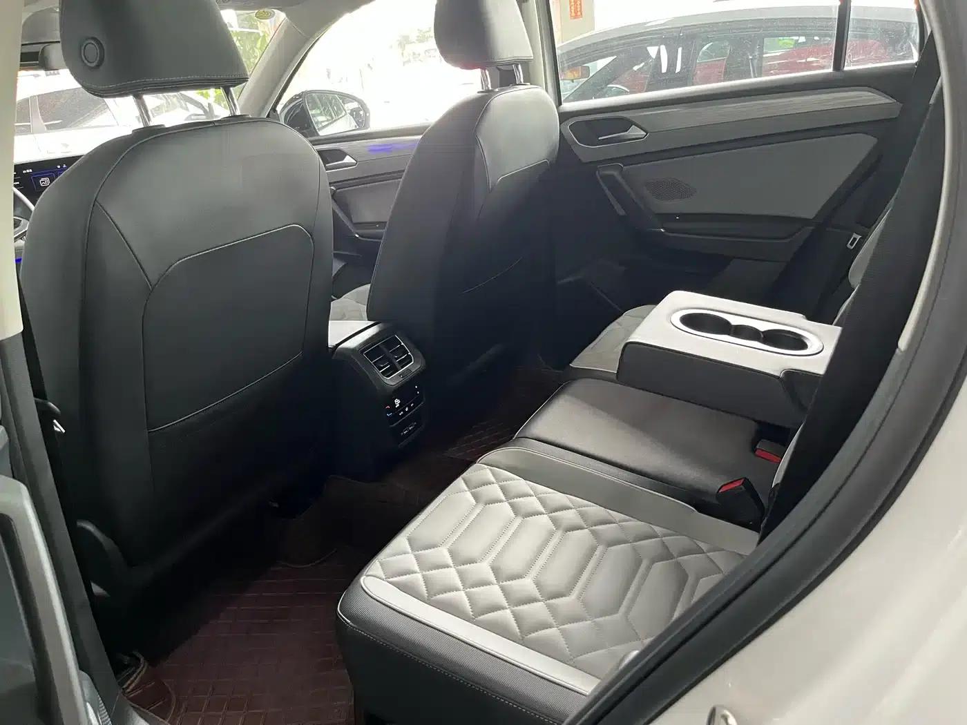 Tayron 2022 380TSI AWD R-Line Intelligent Edition — миниатюра 6