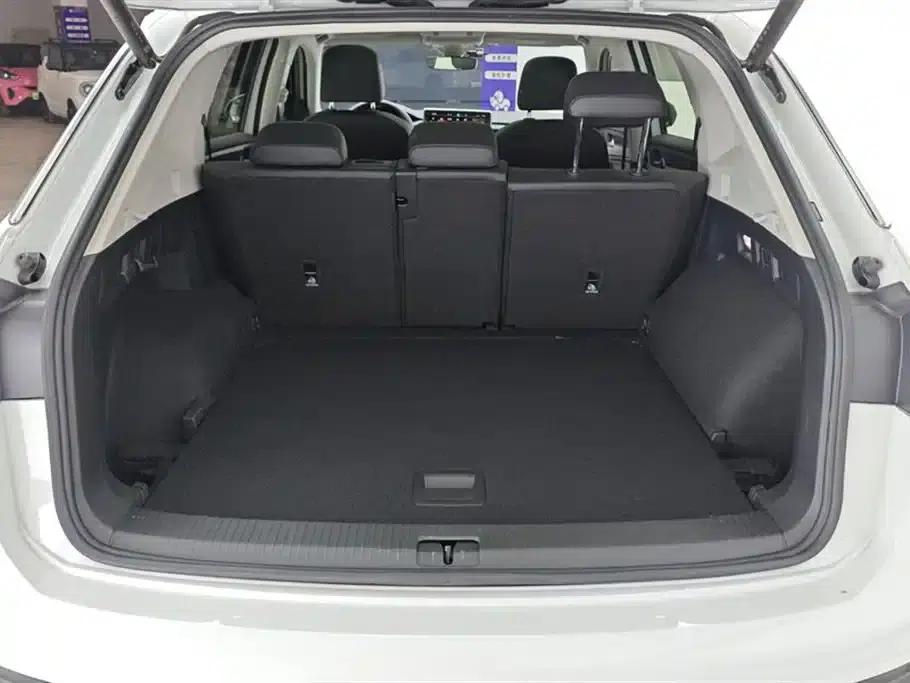 Tayron 2024 330TSI 2WD Luxury Plus Advanced Edition — миниатюра 4