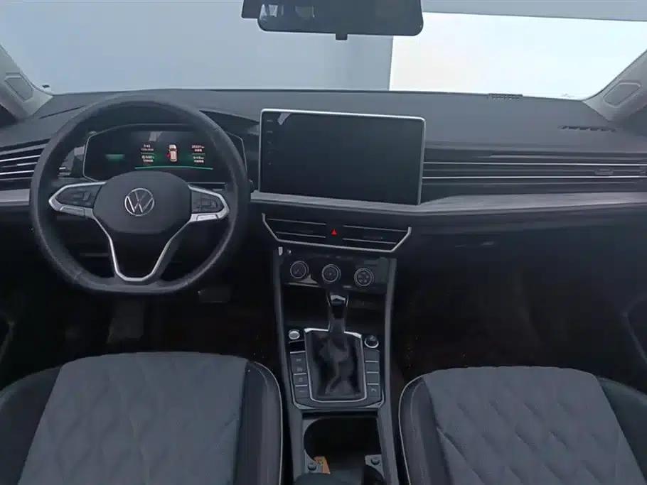 2023 Volkswagen Sagitar 300TSI DSG Super Edition — миниатюра 12