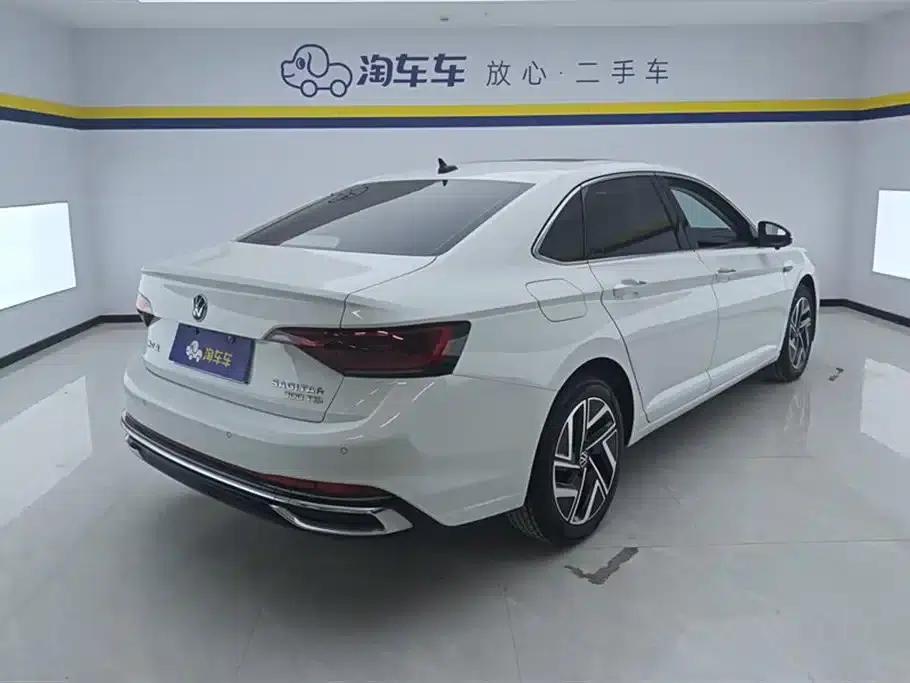 2023 Volkswagen Sagitar 300TSI DSG Super Edition — миниатюра 3