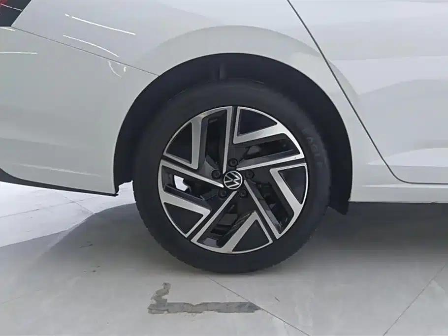 2023 Volkswagen Sagitar 300TSI DSG Super Edition — миниатюра 6