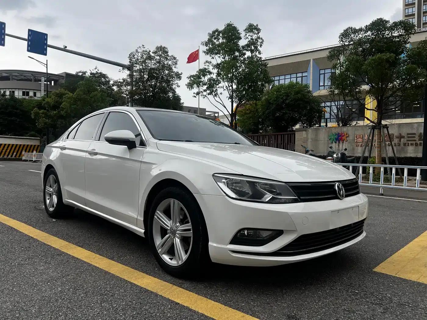 Lamando 2015 280TSI DSG Comfort Edition — миниатюра 3