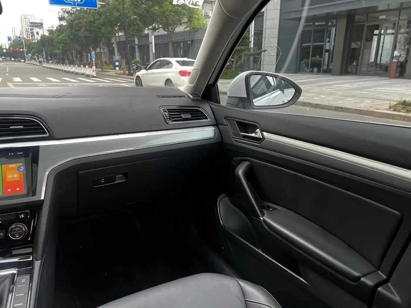Lamando 2015 280TSI DSG Comfort Edition — миниатюра 9