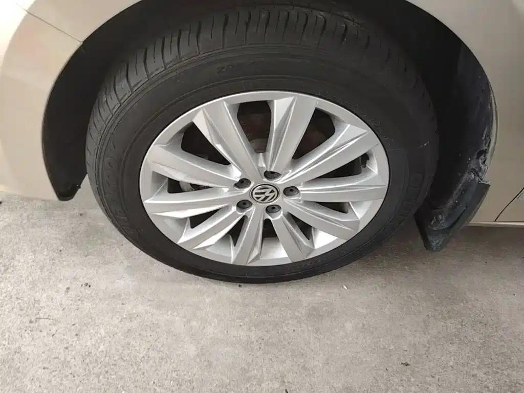 2016 Volkswagen Bora 1.6L Automatic Comfort Model — миниатюра 23
