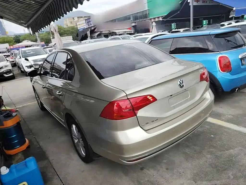 2016 Volkswagen Bora 1.6L Automatic Comfort Model — миниатюра 5