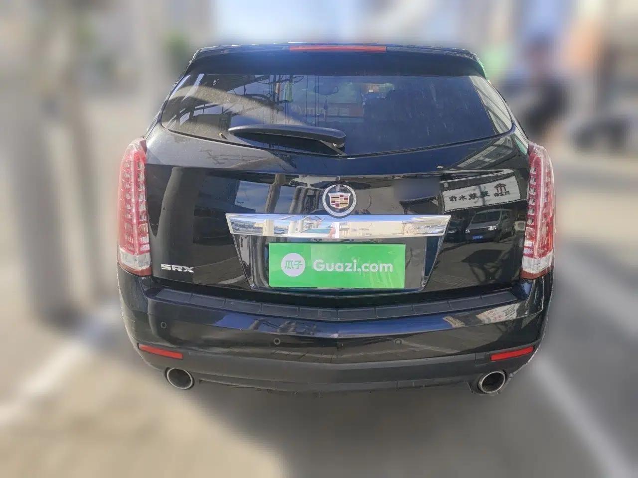 Cadillac SRX 2014 3.0L Elite Model — миниатюра 5