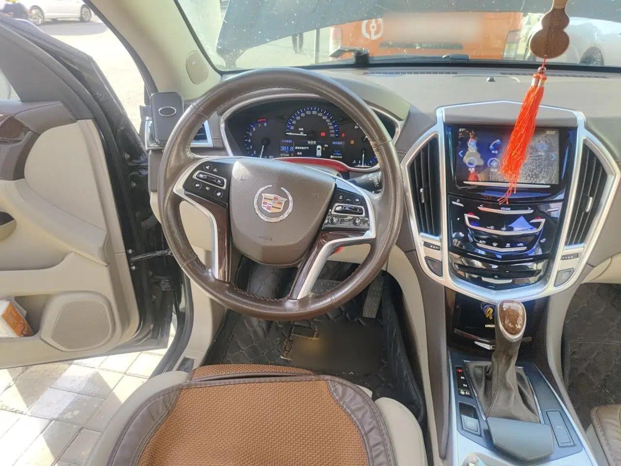 Cadillac SRX 2014 3.0L Elite Model — миниатюра 10