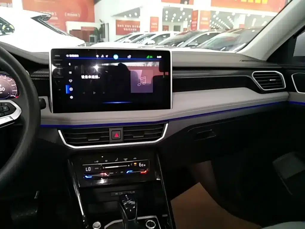 Tayron PHEV 2023 280TSI Luxury Plus Advanced Edition — миниатюра 13