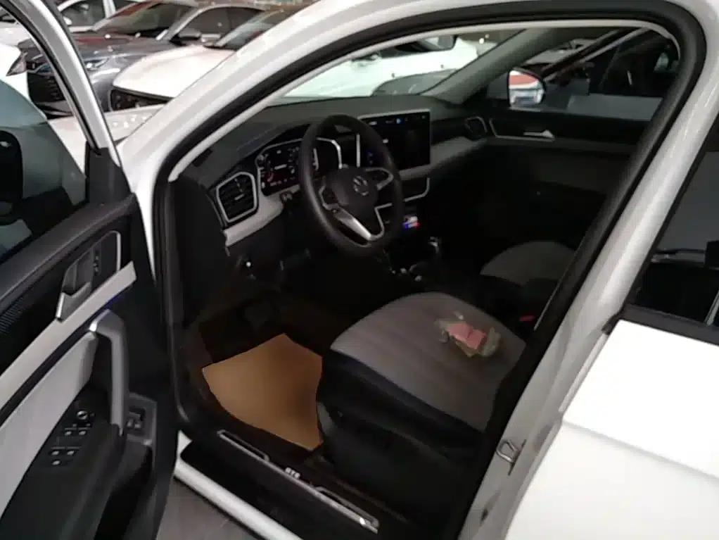 Tayron PHEV 2023 280TSI Luxury Plus Advanced Edition — миниатюра 15