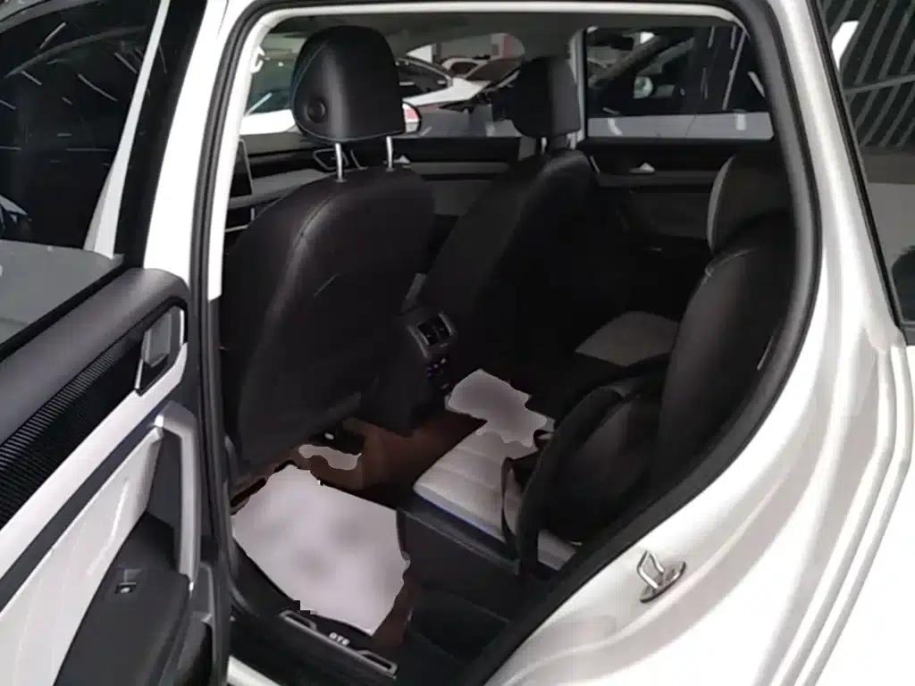 Tayron PHEV 2023 280TSI Luxury Plus Advanced Edition — миниатюра 17