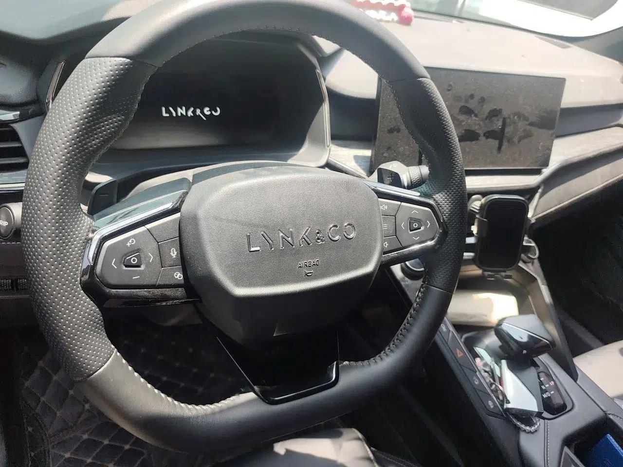 Lynk & Co 06 2023 Remix 1.5T JinPro — миниатюра 10