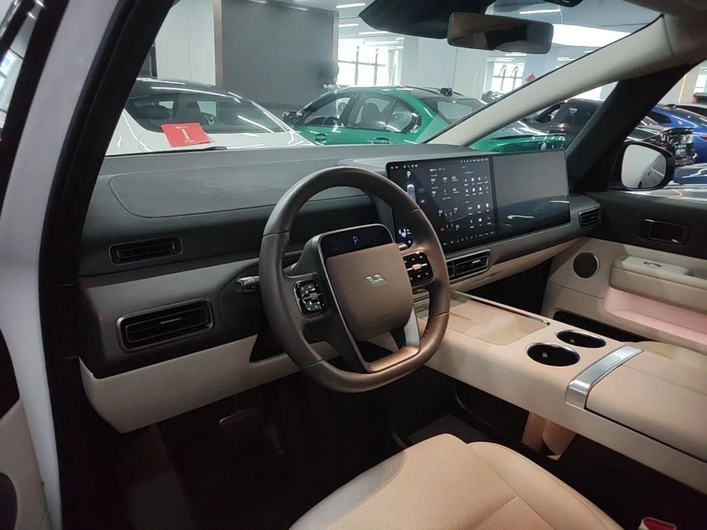 Li Auto MEGA 2024 Ultra Model — миниатюра 17