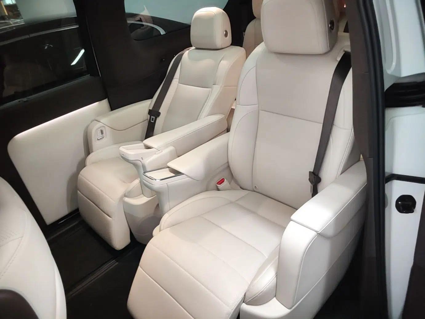 Li Auto MEGA 2024 Ultra Model — миниатюра 25