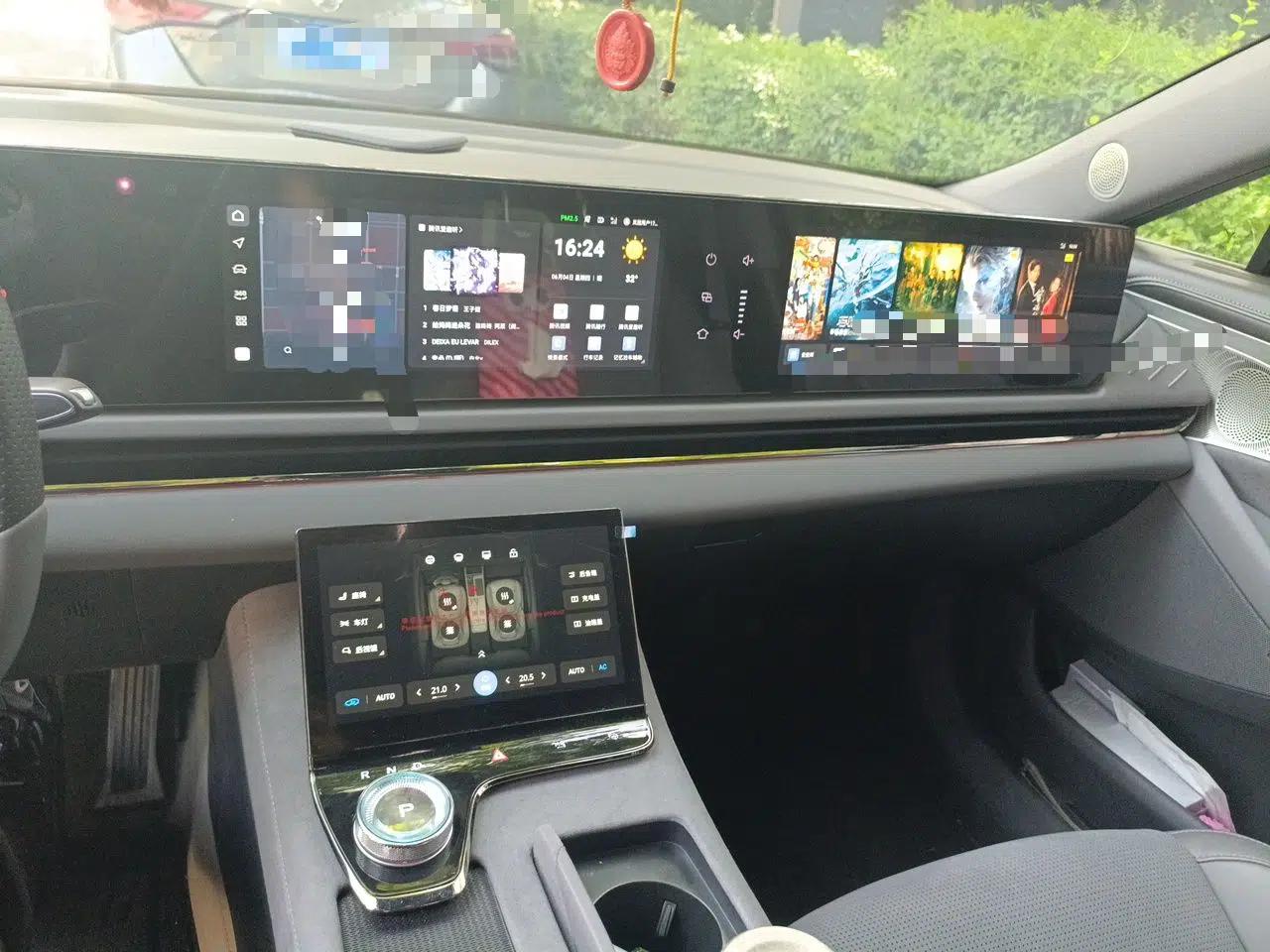 VOYAH PASSION 2024 PHEV Four-Wheel Drive Ultra-Long Range Executive Edition — миниатюра 13