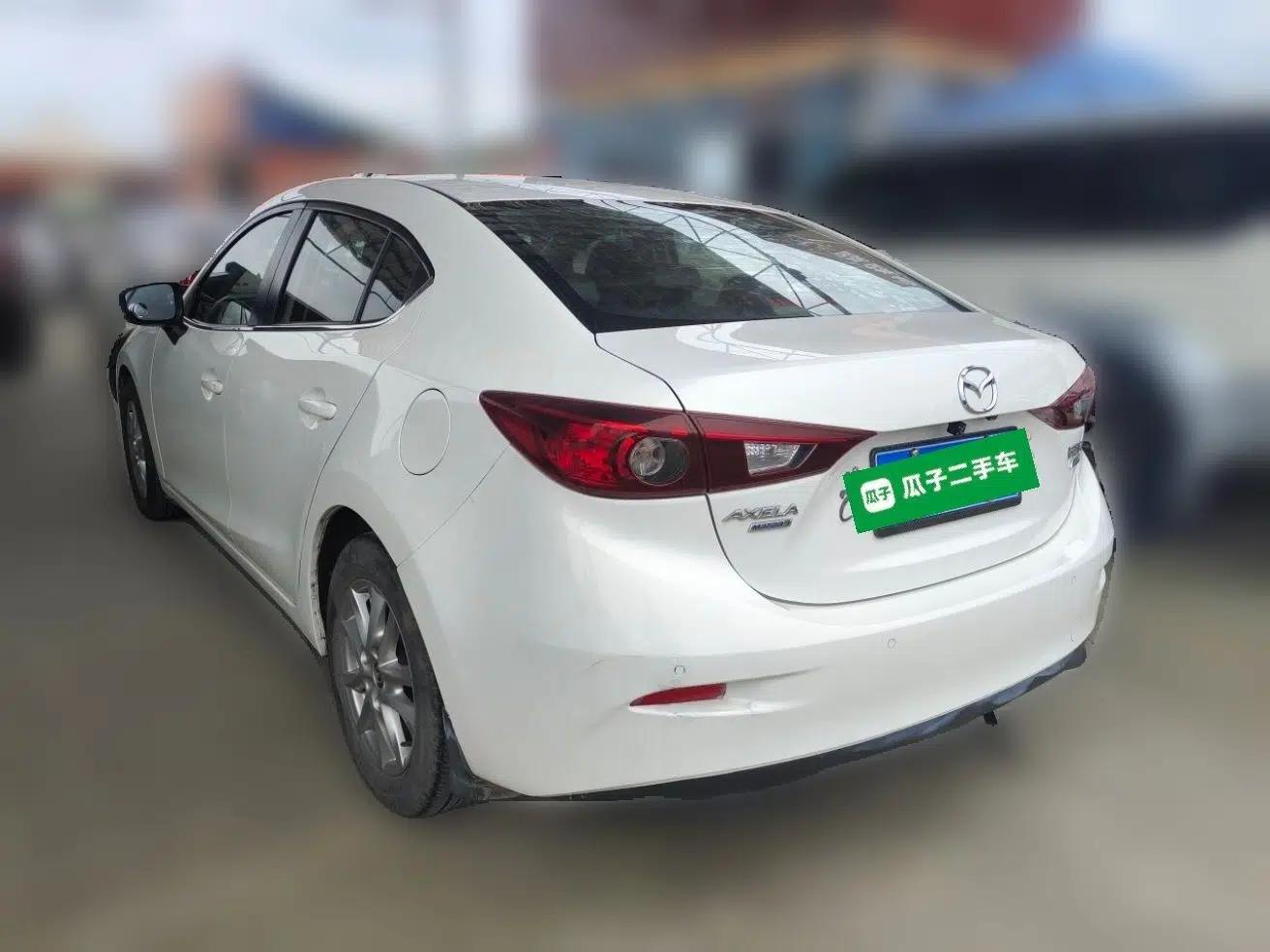 Mazda 3 Axela 2017 Sedan 1.5L Manual Comfort Model Emission Standard China V — миниатюра 4